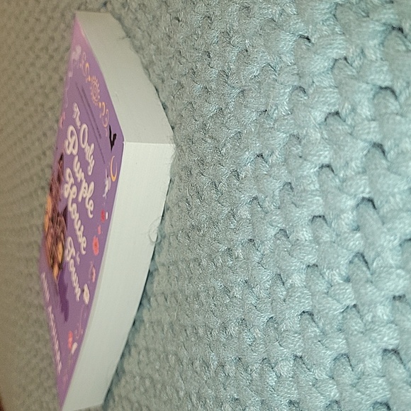 Book: The Only Purple House in Town - Picture 4 of 7